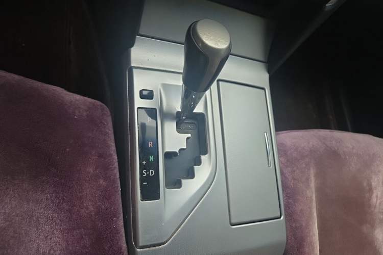 Used Toyota Camry 2012 Junrui 2.0S Radiant Edition Gear Lever