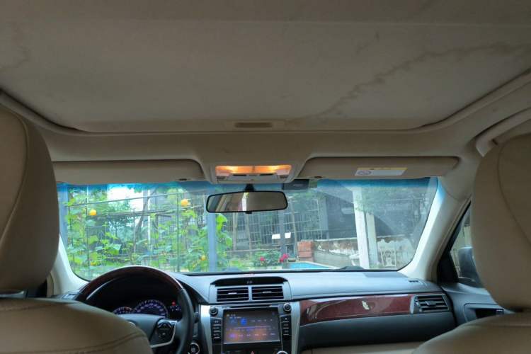 Used Toyota Camry 2012 2.0G Luxury Edition Headliner