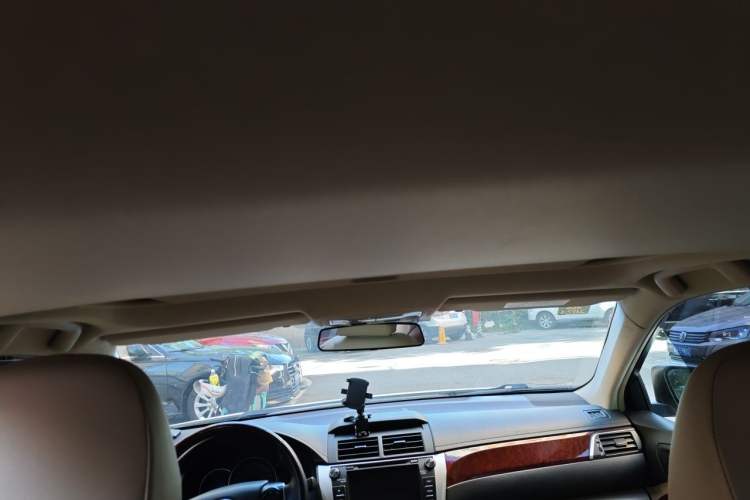 Used Toyota Camry 2012 2.5G Luxury Edition Headliner
