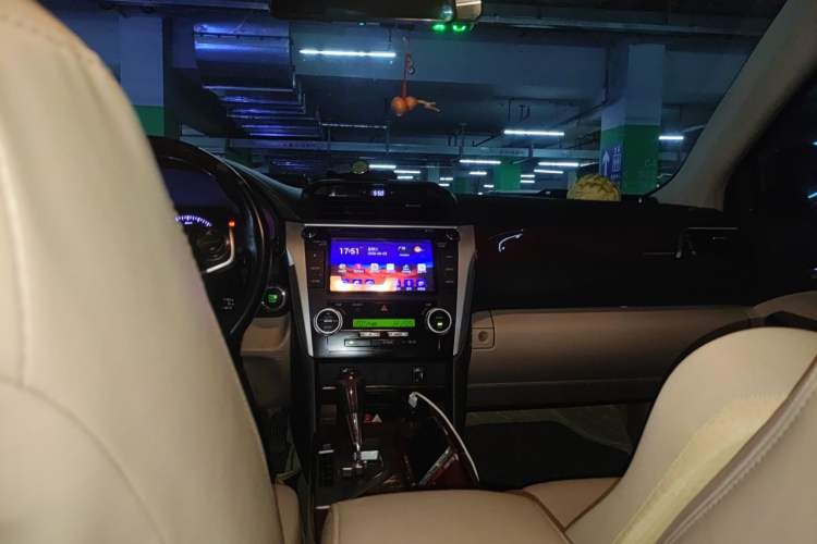 Used Toyota Camry 2012 2.5G Luxury Edition Headliner