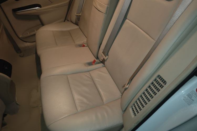 Used Toyota Camry 2012 Luxurious Edition 2.5HG Zunrui Interior 4