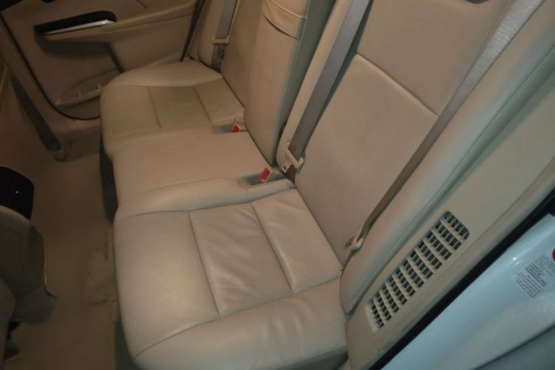 Used Toyota Camry 2012 Luxurious Edition 2.5HG Zunrui Interior 4