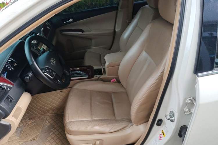 Used Toyota Camry 2012 2.5G Luxury Navigation Edition Left Front Seat