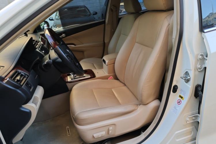 Used Toyota Camry 2012 2.5G Luxury Edition Left Front Seat