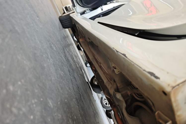 Used Toyota Camry 2012 Junrui 2.0S Radiant Edition Left Side Sill
