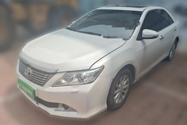 Ojetý Toyota Camry 2012 2.5G Luxury Edition