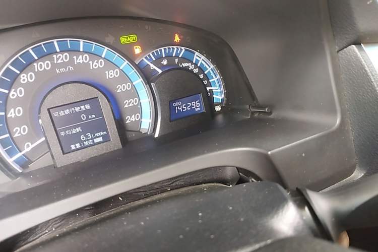 Used Toyota Camry 2012 Luxurious Edition 2.5HG Zunrui Odometer Close Up