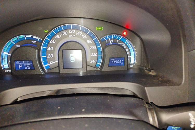 Used Toyota Camry 2012 Luxurious Edition 2.5HG Zunrui Odometer Close Up