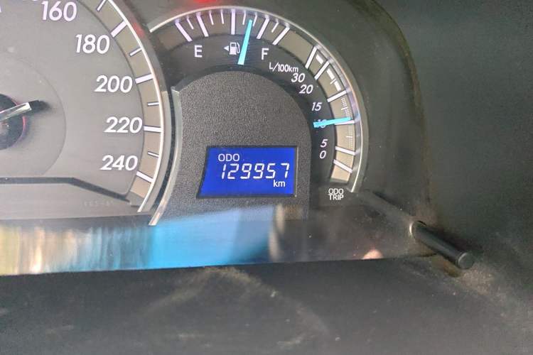 Used Toyota Camry 2012 Junrui 2.0S Radiant Edition Odometer Close Up