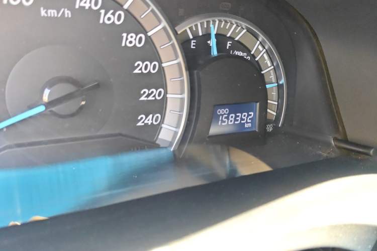 Used Toyota Camry 2012 Junrui 2.0S Radiant Edition Odometer Close Up