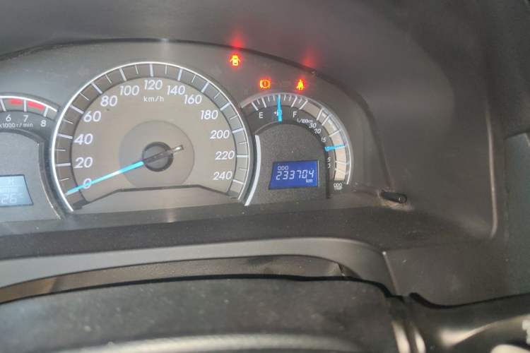 Used Toyota Camry 2012 Junrui 2.0S Radiant Edition Odometer Close Up