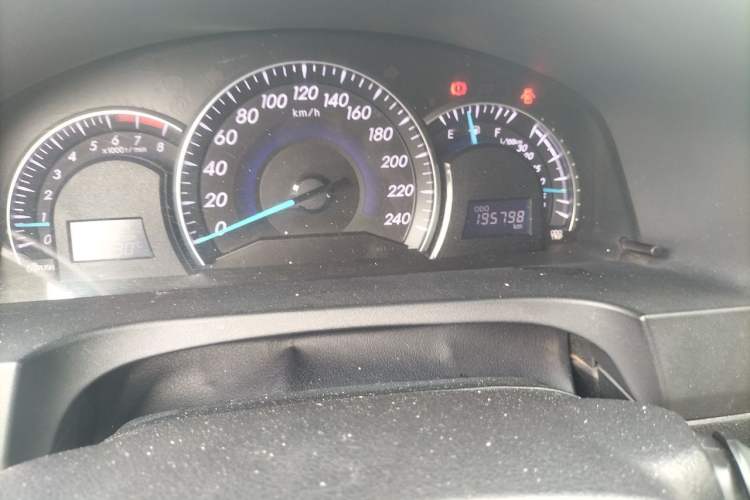 Used Toyota Camry 2012 2.5G Luxury Edition Odometer Close Up