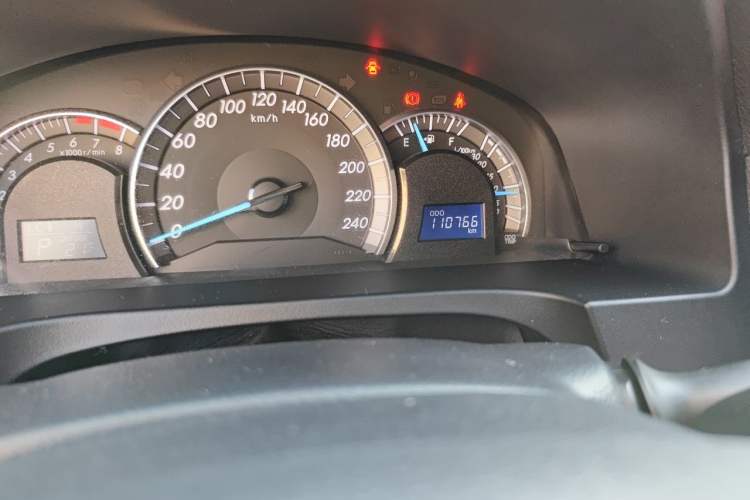 Used Toyota Camry 2012 Junrui 2.0S Radiant Edition Odometer Close Up
