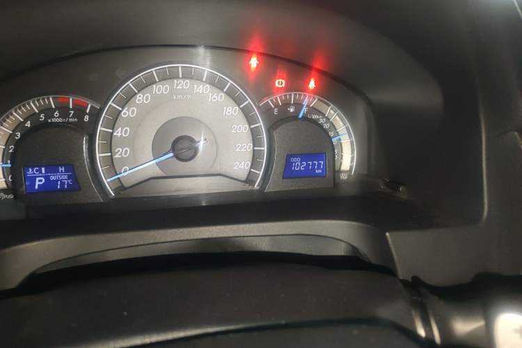 Used Toyota Camry 2012 Junrui 2.0S Radiant Edition Odometer Close Up