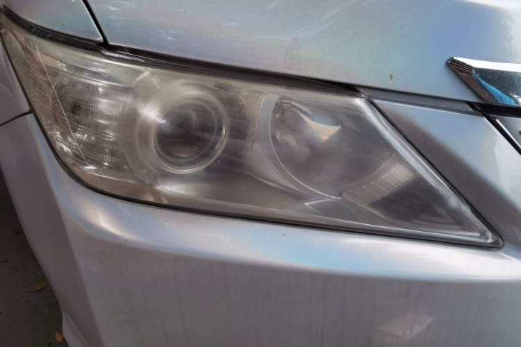 Used Toyota Camry 2012 200G Classic Luxury Edition Right Front Headlight