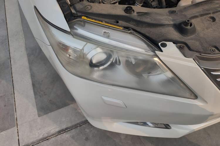 Used Toyota Camry 2012 2.5G Luxury Edition Right Front Headlight