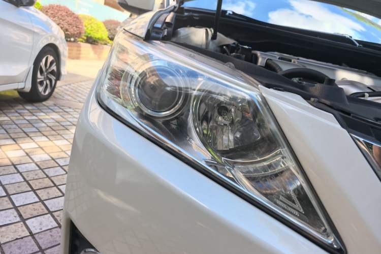 Used Toyota Camry 2012 Junrui 2.0S Radiant Edition Right Front Headlight