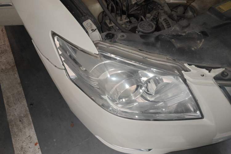 Used Toyota Camry 2012 200G Classic Luxury Edition Right Front Headlight