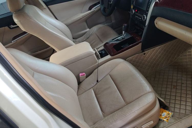 Used Toyota Camry 2012 2.5G Luxury Navigation Edition Right Front Seat