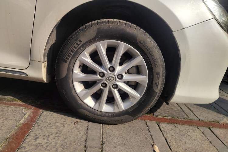 Used Toyota Camry 2012 Luxurious Edition 2.5HG Zunrui Right Front Wheel Hub