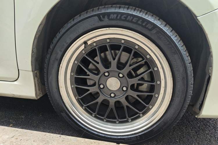 Used Toyota Camry 2012 Junrui 2.0S Radiant Edition Right Front Wheel Hub