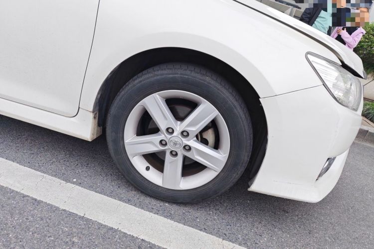 Used Toyota Camry 2012 Junrui 2.0S Radiant Edition Right Front Wheel Hub