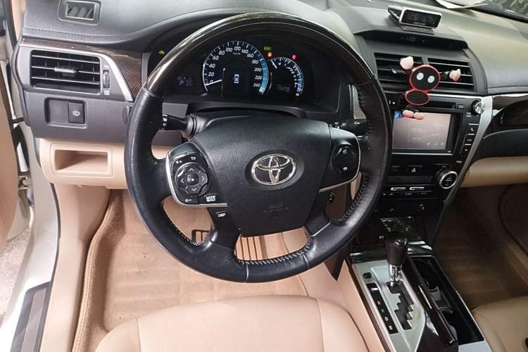 Used Toyota Camry 2012 Luxurious Edition 2.5HG Zunrui Steering Wheel