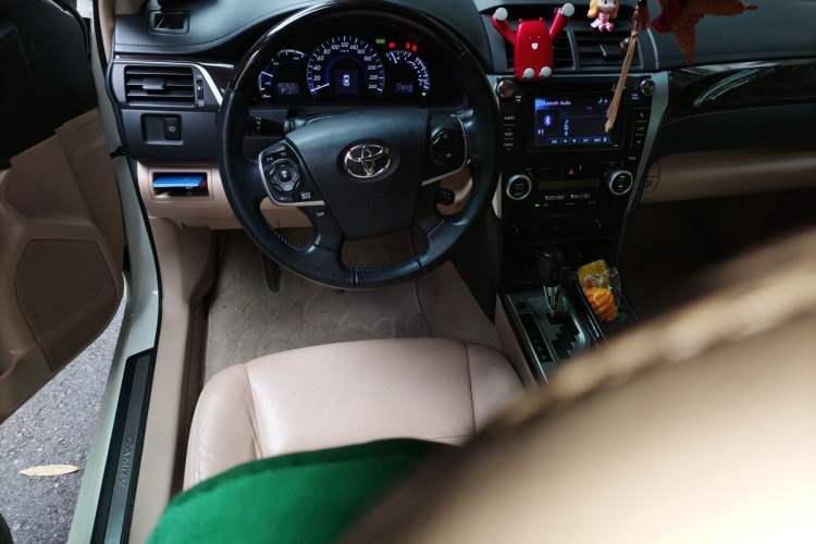 Used Toyota Camry 2012 Luxurious Edition 2.5HG Zunrui Steering Wheel