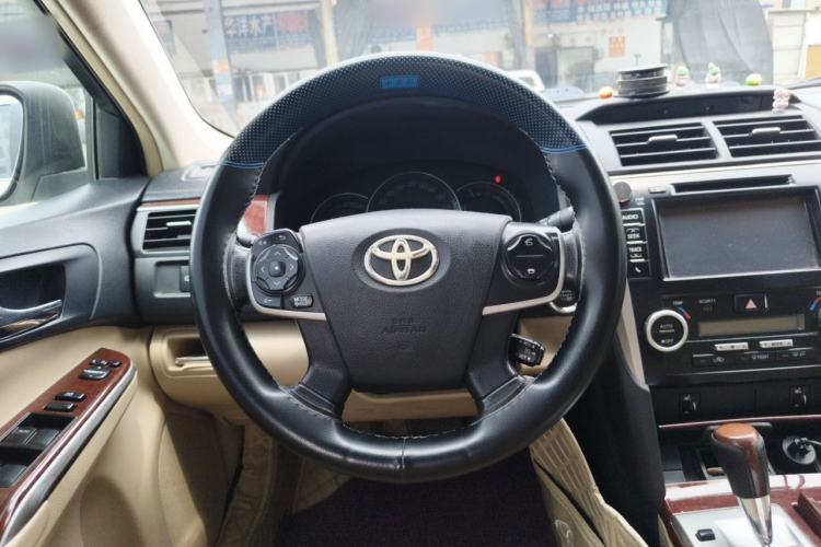 Used Toyota Camry 2012 2.5G Luxury Navigation Edition Steering Wheel