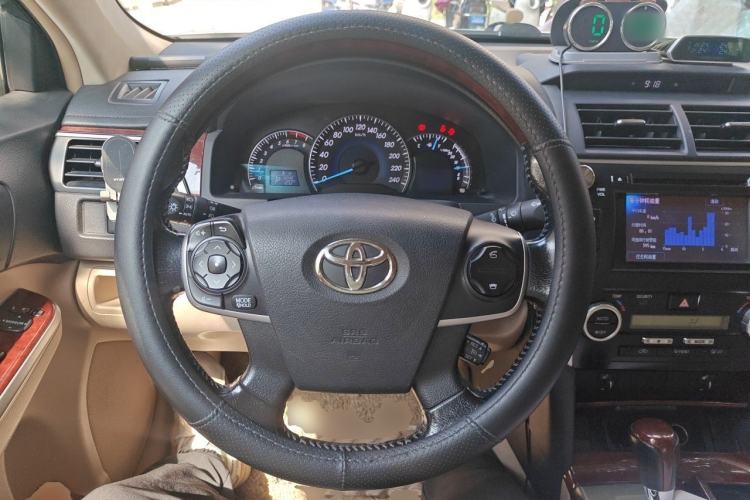 Used Toyota Camry 2012 2.5G Luxury Edition Steering Wheel