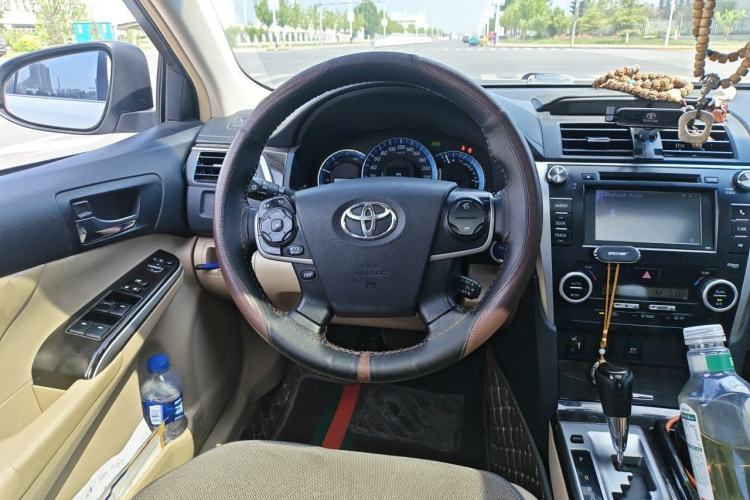 Used Toyota Camry 2012 Luxurious Edition 2.5HG Zunrui Steering Wheel