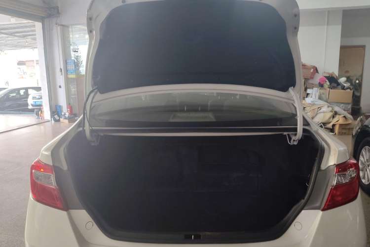 Used Toyota Camry 2012 Luxurious Edition 2.5HG Zunrui Trunk