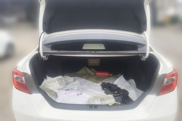 Used Toyota Camry 2012 2.5G Luxury Navigation Edition Trunk