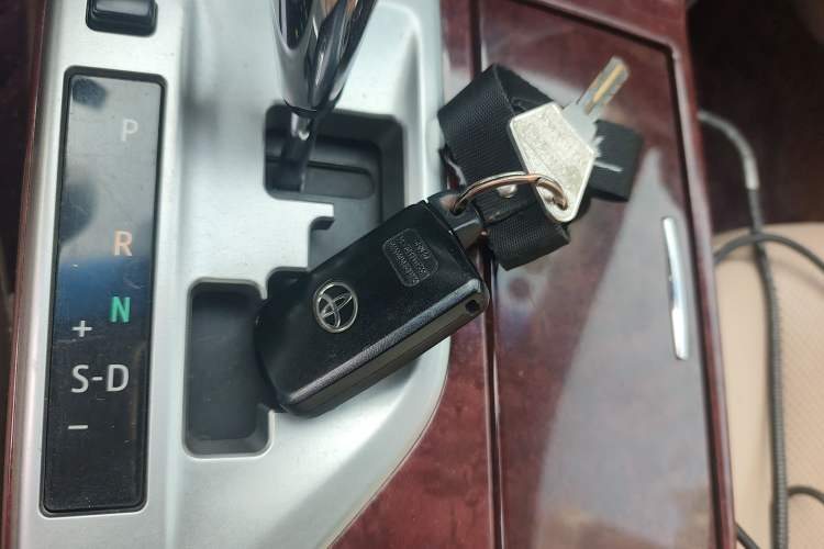Used Toyota Camry 2012 2.5G Luxury Edition Vehicle Key