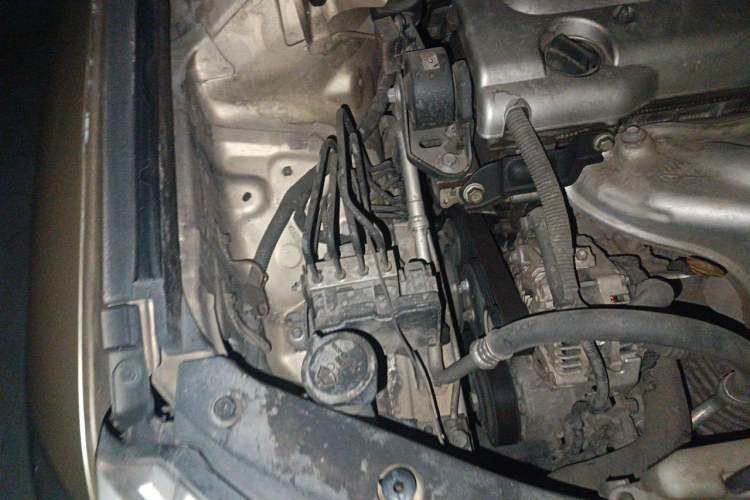 Used Toyota Camry 2012 Junrui 2.0S Radiant Edition Engine Bay Right