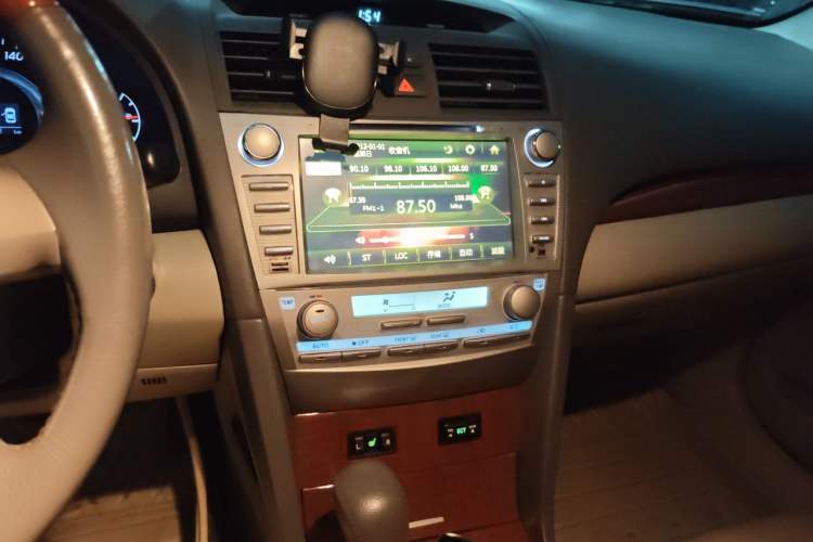 Used Toyota Camry 2013 200G Classic Luxury Edition Audio And AC Panel