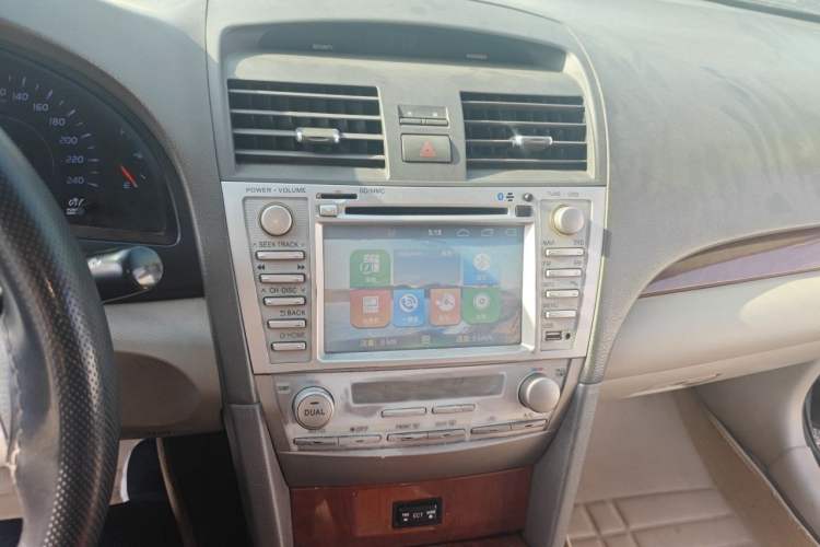 Used Toyota Camry 2013 200E Classic Elite Edition Audio And AC Panel