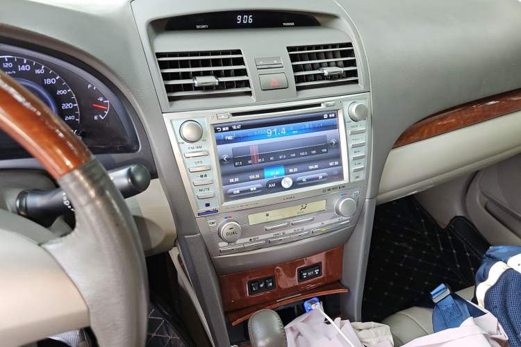 Used Toyota Camry 2013 200G Classic Luxury Edition Audio And AC Panel