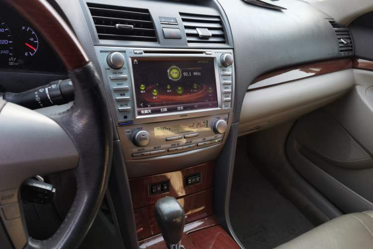 Used Toyota Camry 2013 200G Classic Luxury Edition Audio And AC Panel