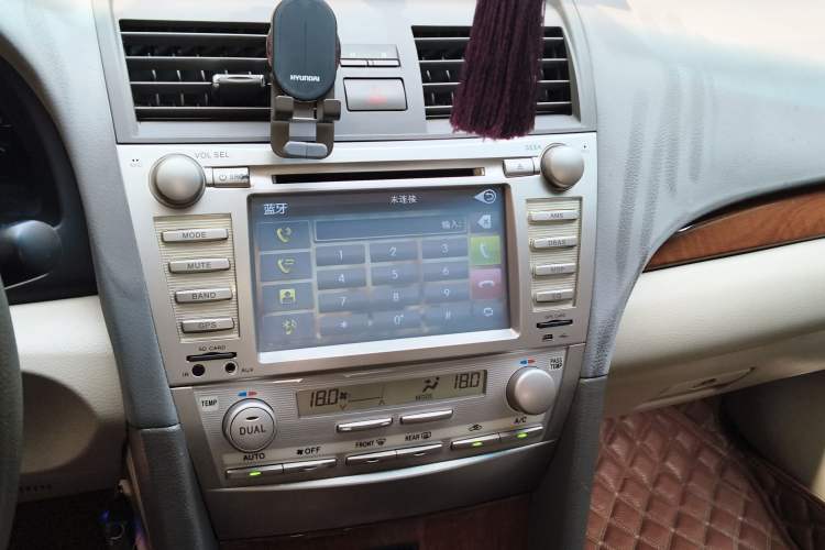 Used Toyota Camry 2013 200E Classic Elite Edition Audio And AC Panel