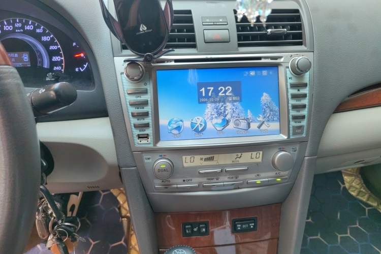 Used Toyota Camry 2013 200G Classic Luxury Edition Audio And AC Panel