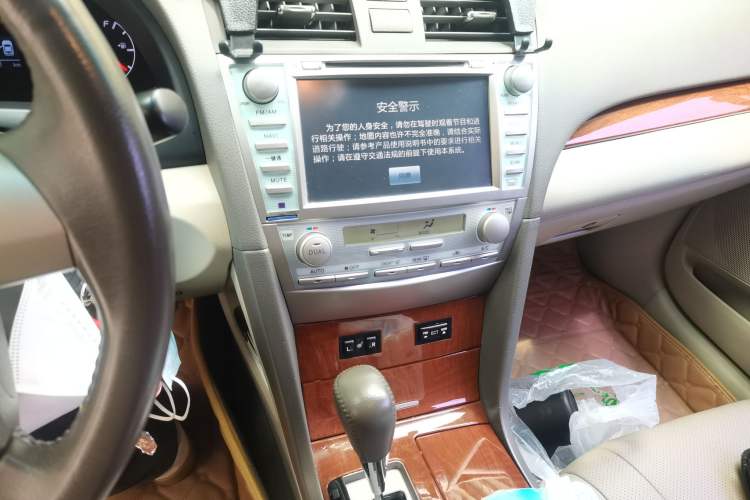 Used Toyota Camry 2013 200G Classic Luxury Edition Audio And AC Panel