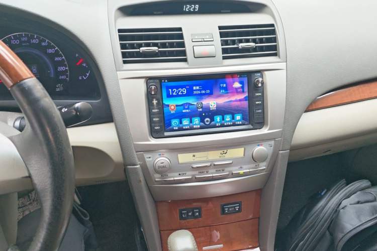 Used Toyota Camry 2013 200G Classic Luxury Edition Audio And AC Panel
