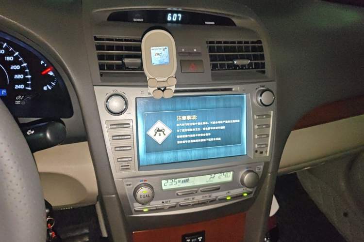 Used Toyota Camry 2013 200E Classic Elite Edition Audio And AC Panel