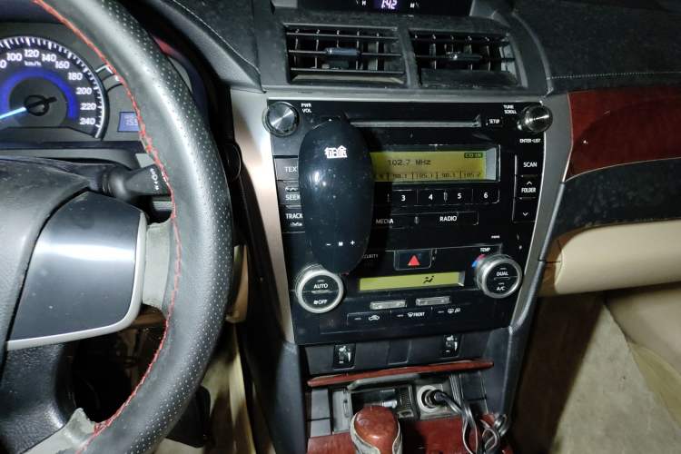 Used Toyota Camry 2013 2.5G Comfort Edition Audio And AC Panel