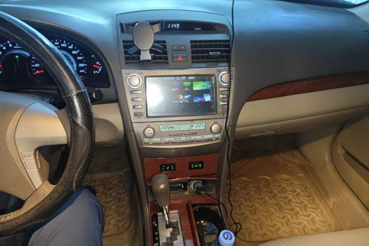 Used Toyota Camry 2013 200G Classic Luxury Edition Audio And AC Panel