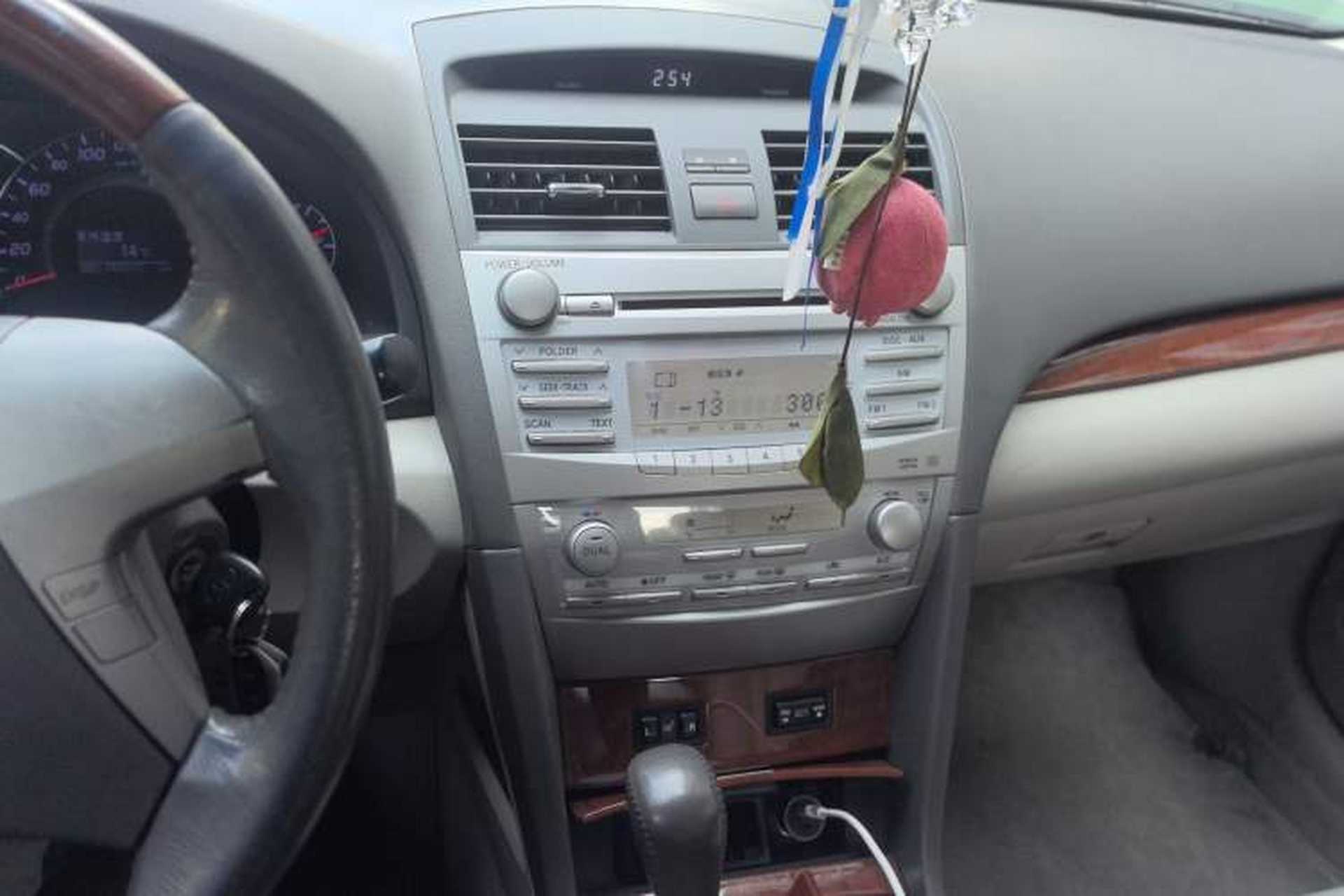 Used Toyota Camry 2013 200G Classic Luxury Edition Audio And AC Panel