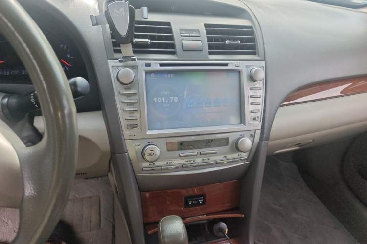 Used Toyota Camry 2013 200E Classic Elite Edition Audio And AC Panel