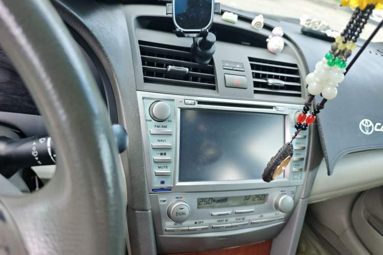 Used Toyota Camry 2013 200E Classic Elite Edition Audio And AC Panel