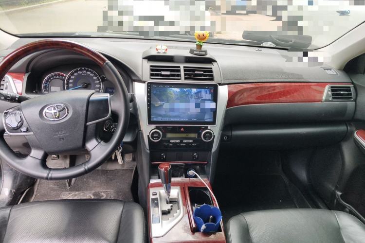 Used Toyota Camry 2013 2.5G Comfort Edition Center Console